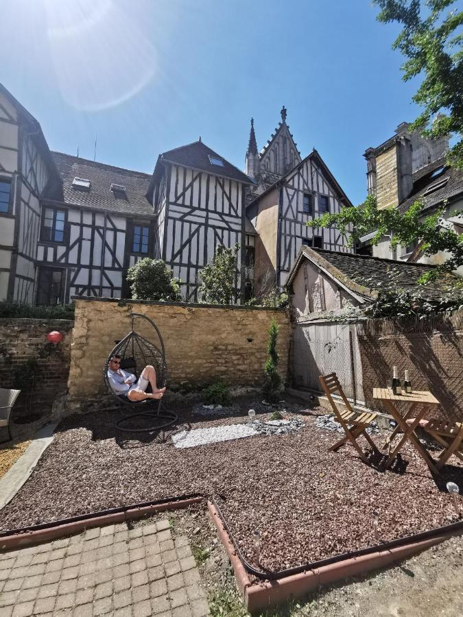 Les Cieux De La Cathedrale - Calme - Jardin - Wifi Lejlighed Troyes Eksteriør billede