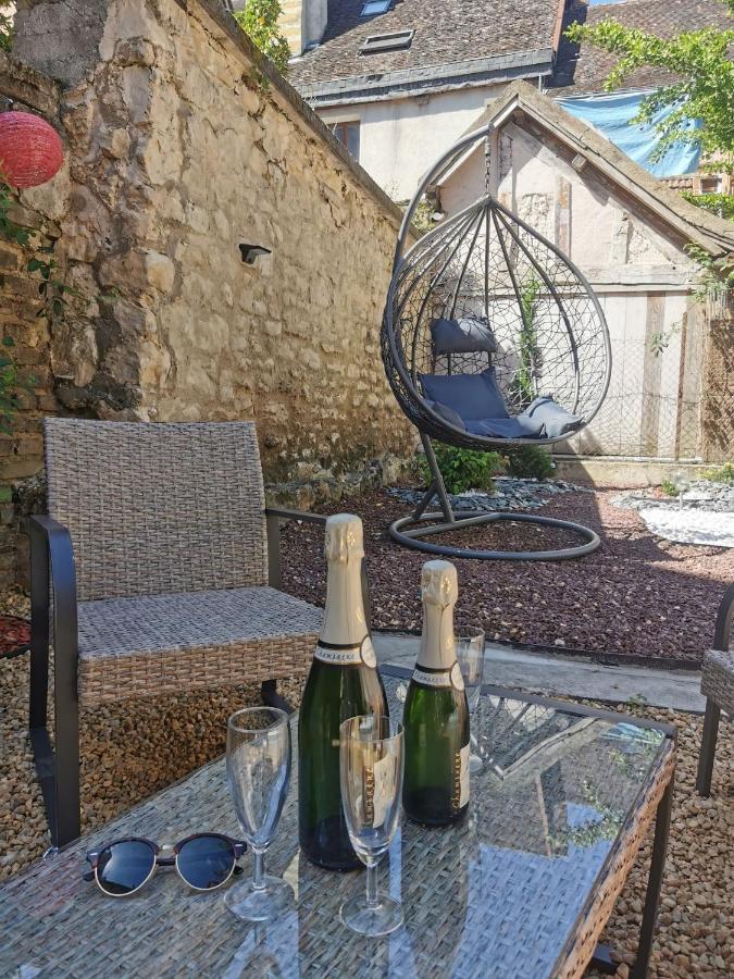 Les Cieux De La Cathedrale - Calme - Jardin - Wifi Lejlighed Troyes Eksteriør billede